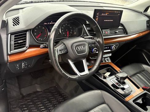 Used 2023 Audi Q5 2.0T Premium w/ Convenience Package AWD/4WD image 15