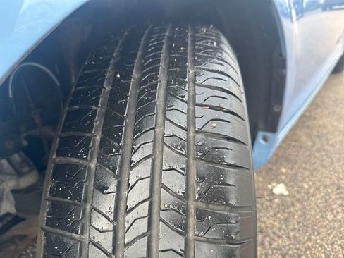 Used 2012 Toyota Camry LE image 42