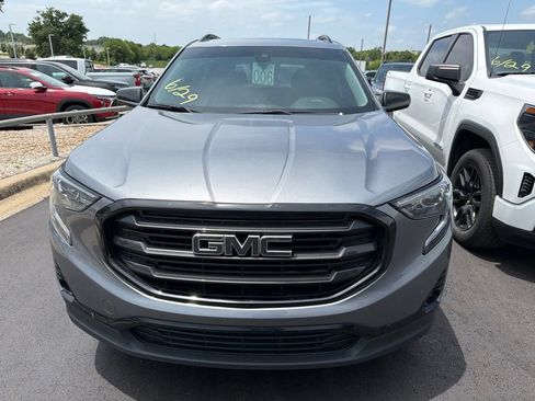 Used 2019 GMC Terrain SLT w/ Preferred Package AWD/4WD image 2