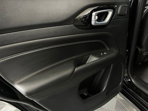 Used 2023 Jeep Compass High Altitude w/ Driver Assist Group I image 24