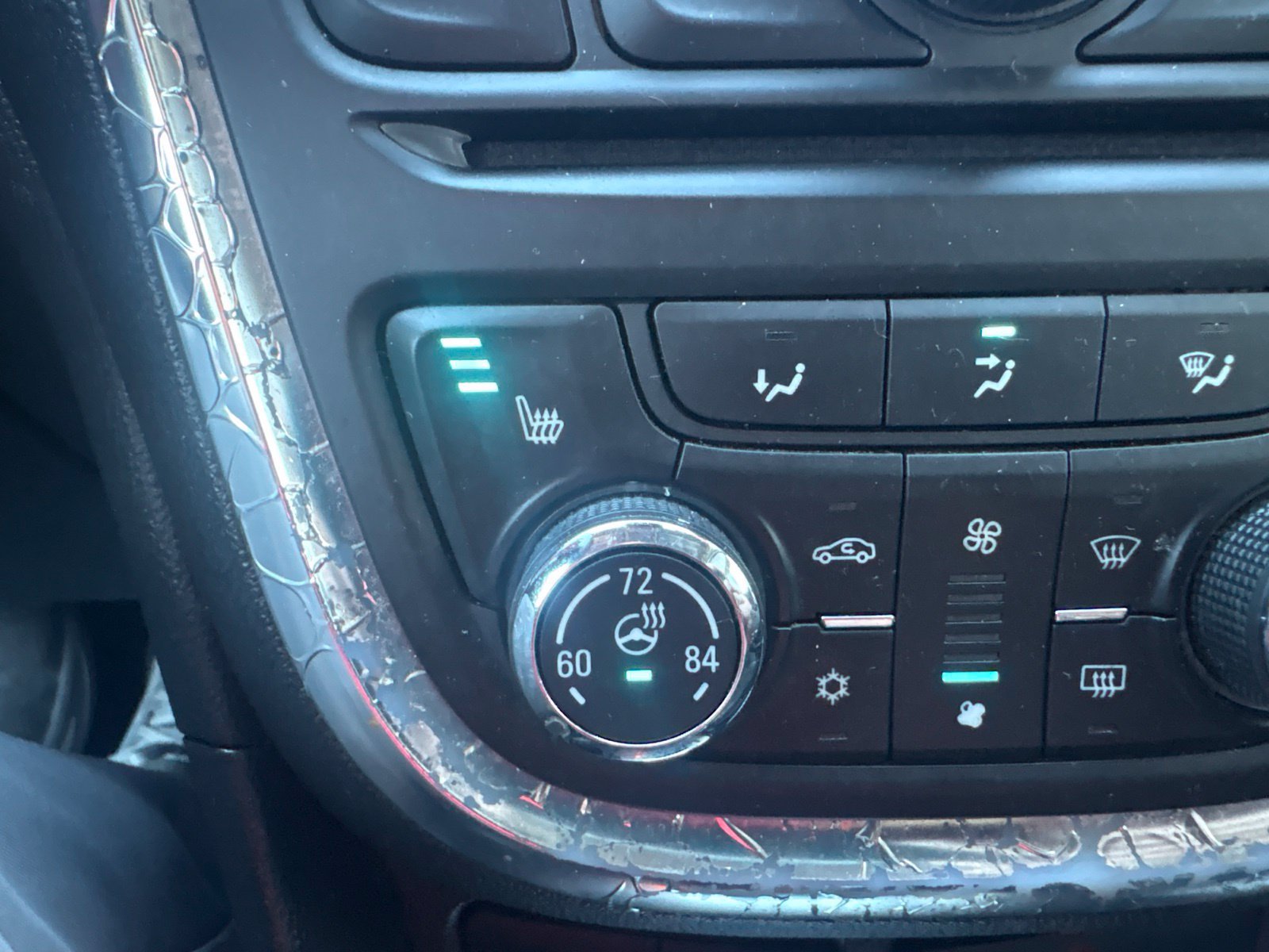 Used 2014 Buick Encore Premium AWD/4WD image 26