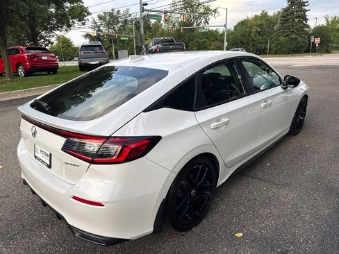 Used 2025 Honda Civic Sport image 8