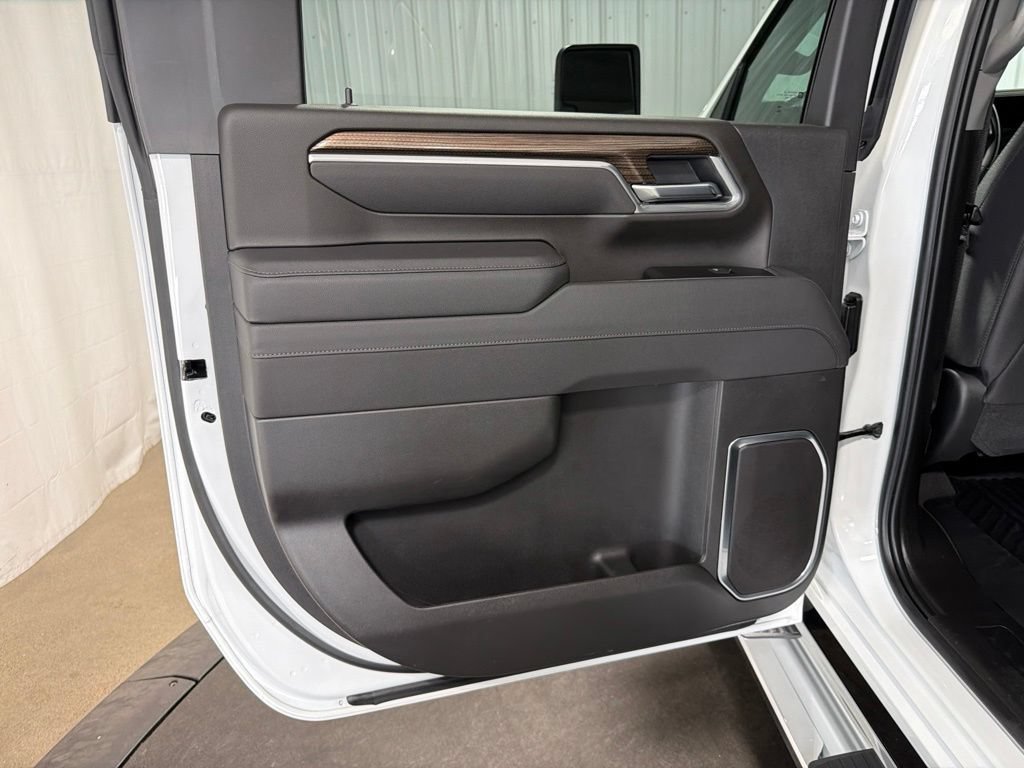 Certified 2025 Chevrolet Silverado 2500 LT w/ Convenience Package AWD/4WD image 17