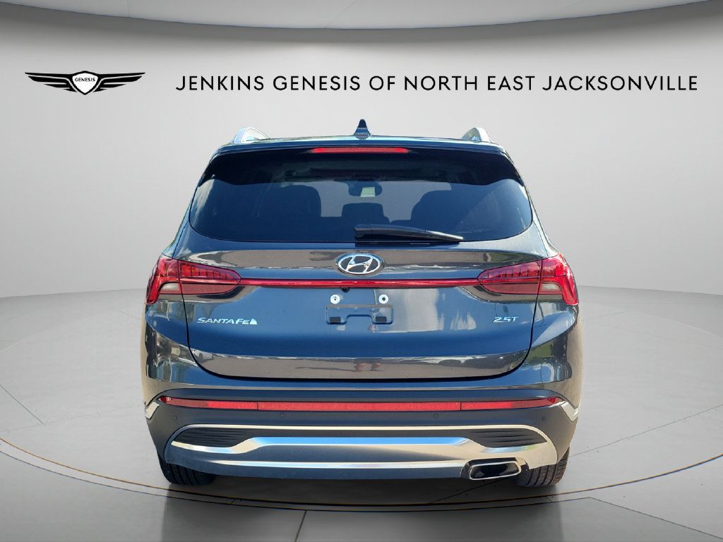 Used 2022 Hyundai Santa Fe Limited FWD image 3