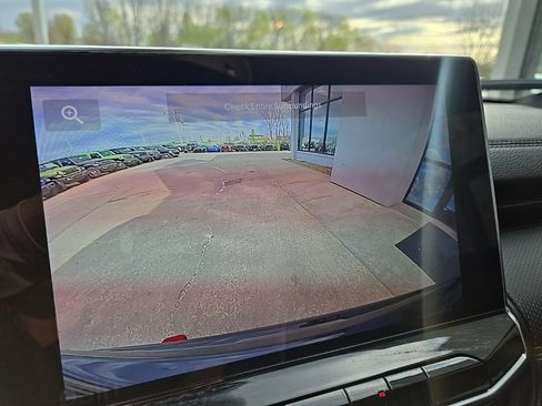 Used 2024 Jeep Compass Trailhawk image 4