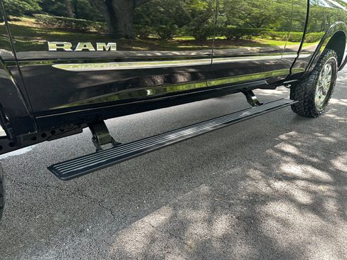 Used 2023 RAM 2500 Limited image 49