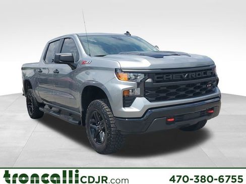 Used 2025 Chevrolet Silverado 1500 Custom Trail Boss AWD/4WD image 1