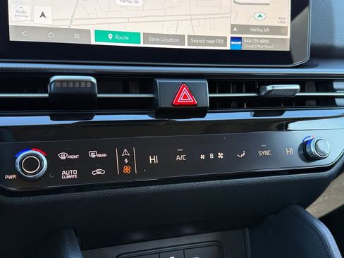 New 2026 Kia Sportage SX AWD/4WD image 17