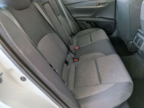 Used 2025 Toyota Camry LE image 29