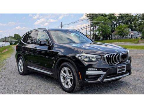 Used 2019 BMW X3 xDrive30i w/ Driving Assistance Package image 3