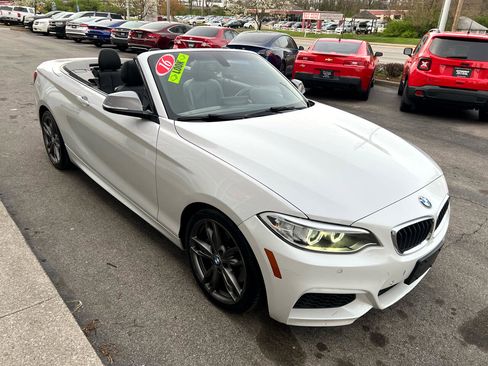 Used 2016 BMW M235i Coupe image 24