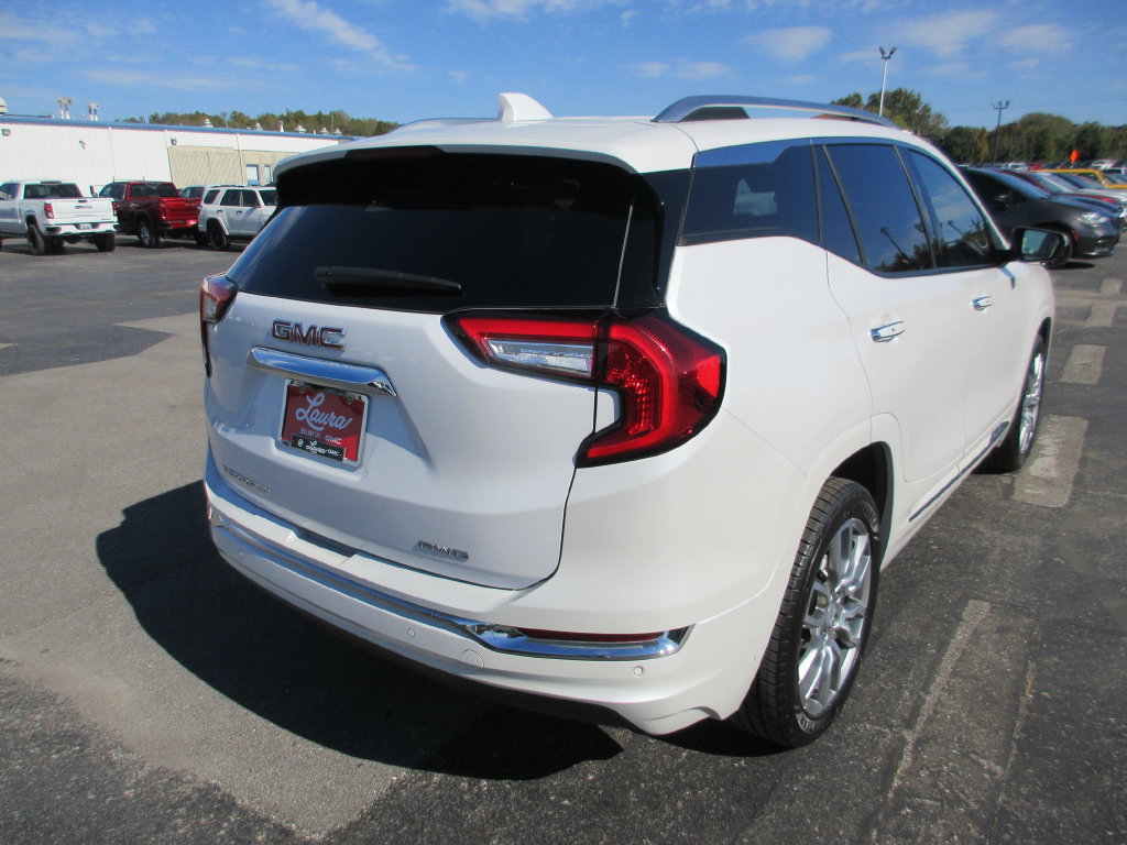 Certified 2024 GMC Terrain Denali AWD/4WD image 6