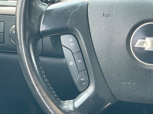 Used 2007 Chevrolet Silverado 1500 LTZ AWD/4WD image 9
