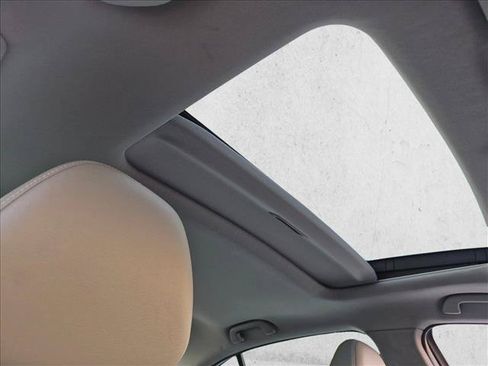 Used 2015 Acura TLX w/ Technology Package FWD image 21