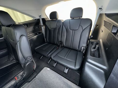 Certified 2025 Kia Sorento EX w/ EX Panoramic Sunroof Package AWD/4WD image 53