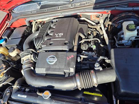 Used 2015 Nissan Frontier SV w/ SV Value Truck Package image 30