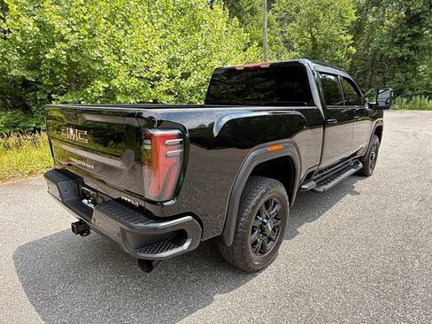 Used 2025 GMC Sierra 2500 AT4 AWD/4WD image 6