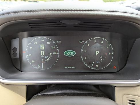 Used 2017 Land Rover Range Rover Long Wheelbase Supercharged AWD/4WD image 18