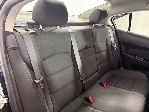 Used 2014 Chevrolet Cruze LT w/ Technology Package FWD image 20