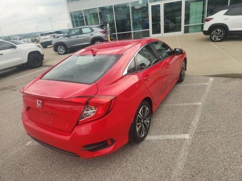 Used 2017 Honda Civic EX-T image 5