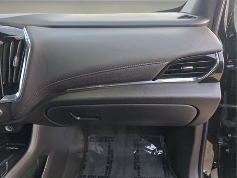 Used 2023 Chevrolet Traverse RS w/ LPO, Floor Liner Package image 32