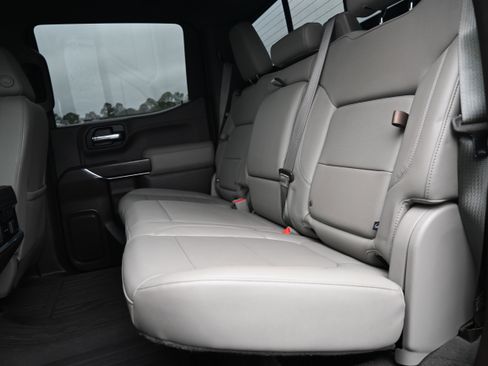 Used 2019 GMC Sierra 1500 SLT w/ SLT Premium Plus Package image 30