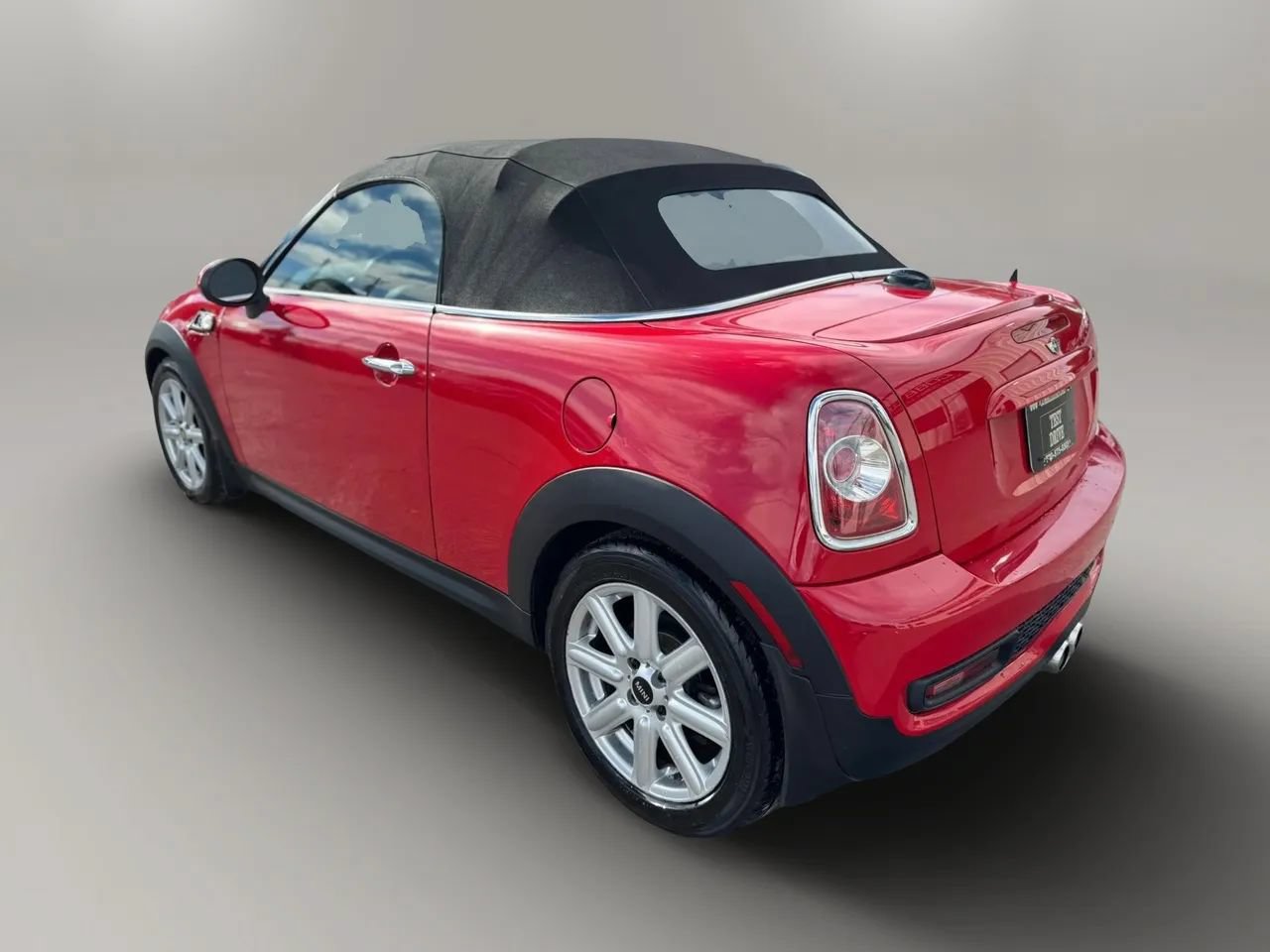 Used 2015 MINI Cooper Roadster S FWD image 9