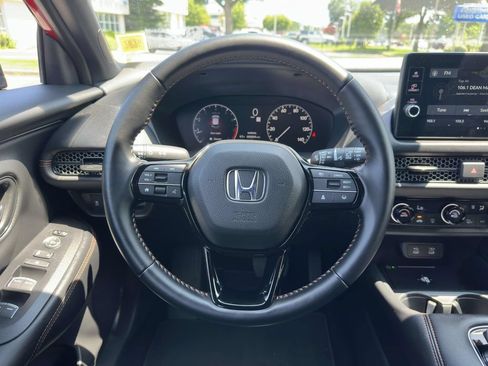 Certified 2026 Honda HR-V Sport image 11