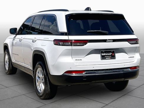 New 2026 Jeep Grand Cherokee Laredo AWD/4WD image 12