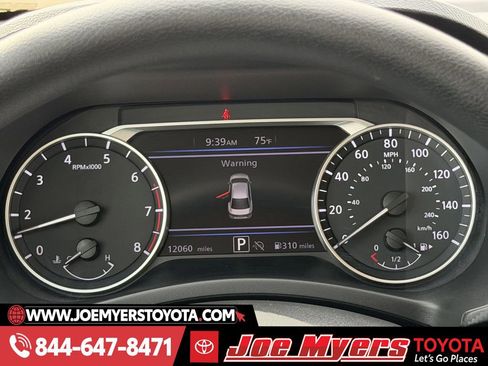 Used 2025 Nissan Sentra SV image 15