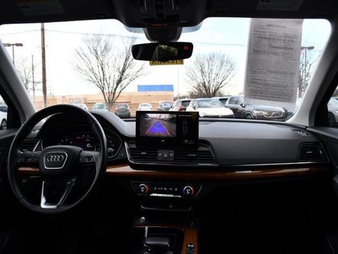 Used 2023 Audi Q5 2.0T Premium image 18