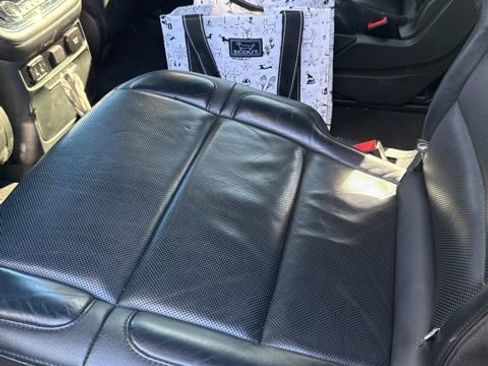 Used 2018 Lincoln Navigator Select image 6