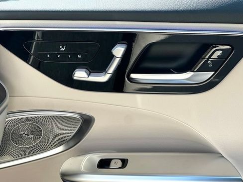 New 2026 Mercedes-Benz C 300 4MATIC Sedan image 37
