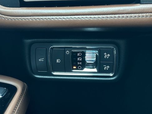 Used 2020 Lincoln Aviator Reserve w/ Equipment Group 202A AWD/4WD image 29