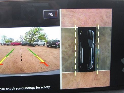 Used 2022 Lincoln Nautilus Reserve image 12