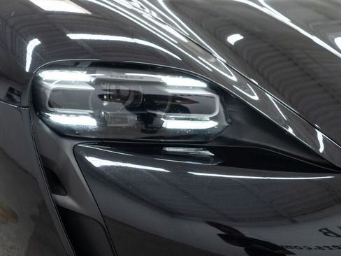 Used 2022 Porsche Taycan RWD image 42