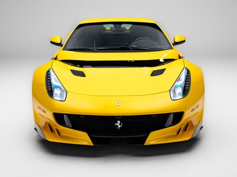 Used 2017 Ferrari F12tdf RWD image 8