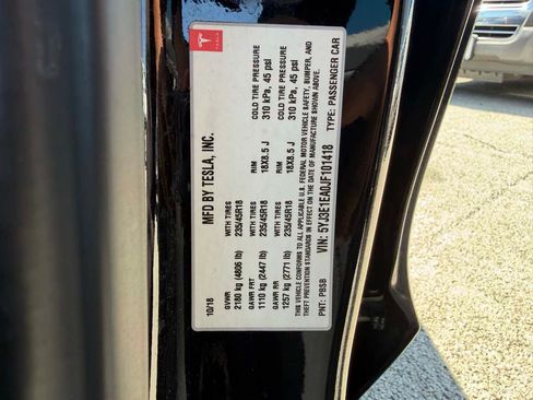 Used 2018 Tesla Model 3 Long Range RWD image 10