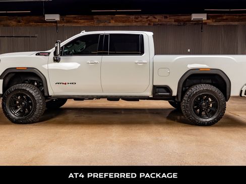 Used 2022 GMC Sierra 2500 AT4 w/ AT4 Preferred Package image 6