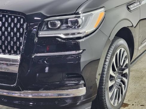 Used 2024 Lincoln Navigator L Black Label AWD/4WD image 9