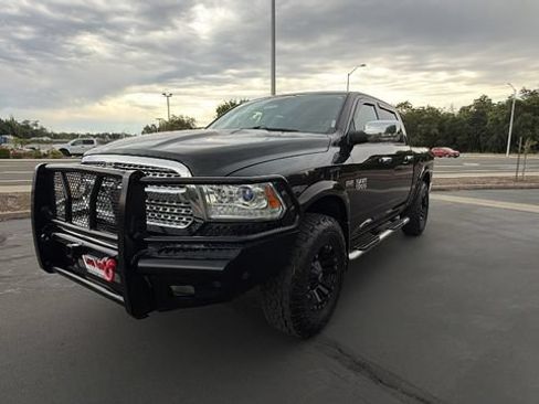 Used 2017 RAM 1500 Laramie w/ Convenience Group AWD/4WD image 1