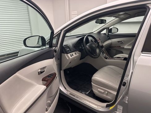 Used 2009 Toyota Venza AWD image 5