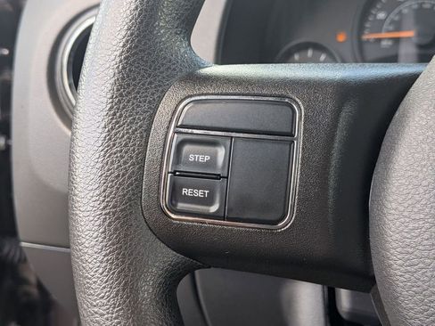 Used 2016 Jeep Patriot Sport w/ Power Value Group AWD/4WD image 18