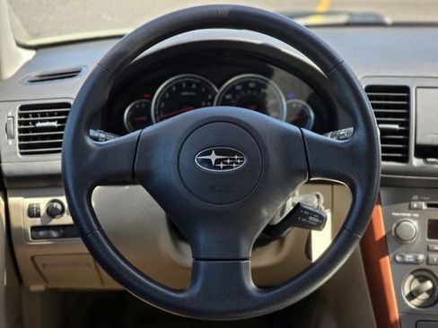 Used 2006 Subaru Outback 2.5i image 12