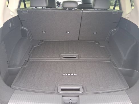 New 2026 Nissan Rogue Platinum w/ Platinum Premium Package AWD/4WD image 8