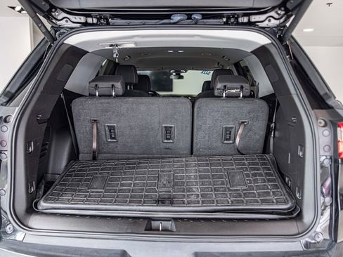 Used 2019 Chevrolet Traverse LT w/ LPO, Floor Liner Package image 17