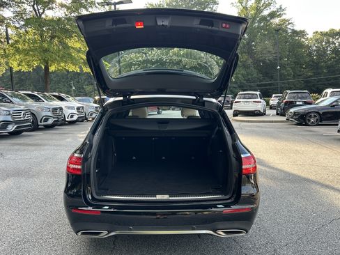 Used 2018 Mercedes-Benz E 400 4MATIC Wagon image 9