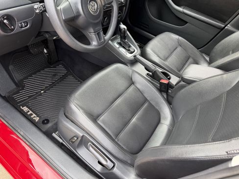 Used 2014 Volkswagen Jetta SE image 21