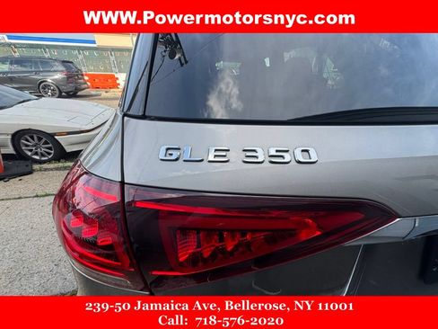 Used 2020 Mercedes-Benz GLE 350 w/ 3rd Row Seat Package image 12