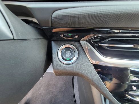 New 2025 Buick Envista Avenir image 24